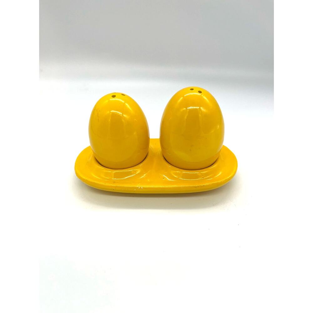 MCM Viking Yellow Egg Shaped Salt & Pepper Shakers & Underplate Carton Japan